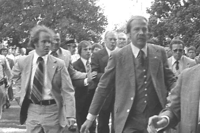 Gerald ford assassination attempt sacramento #9